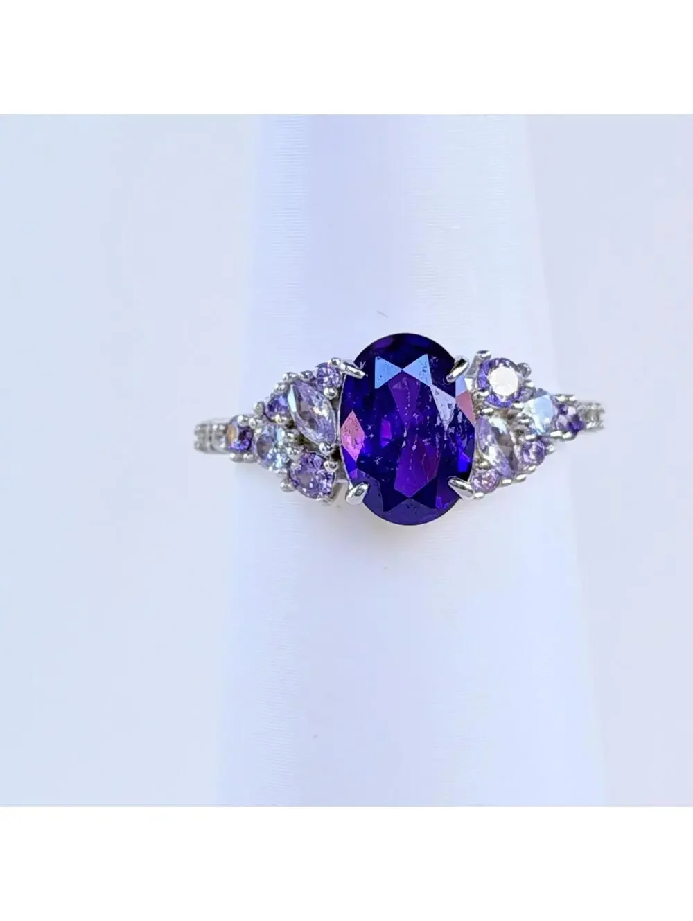 Bomb Party Sterling Club Ring Sz 8 Gradient of Amethyst on .925 Sterling Silver